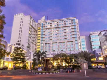 Claro Hotel Makassar